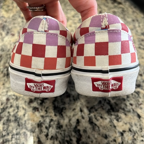 Vans - Picture 8 of 8